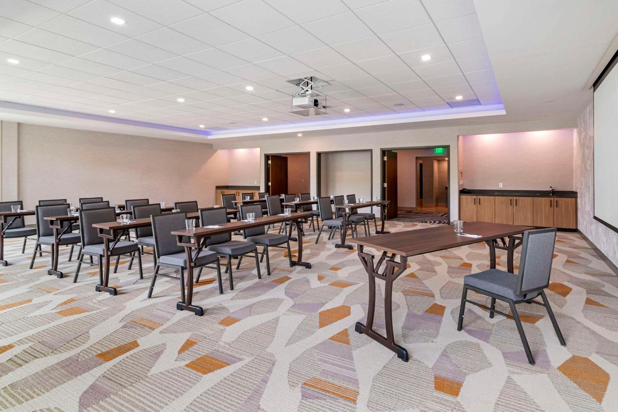 Cambria Hotel 노스콘웨이 외부 사진